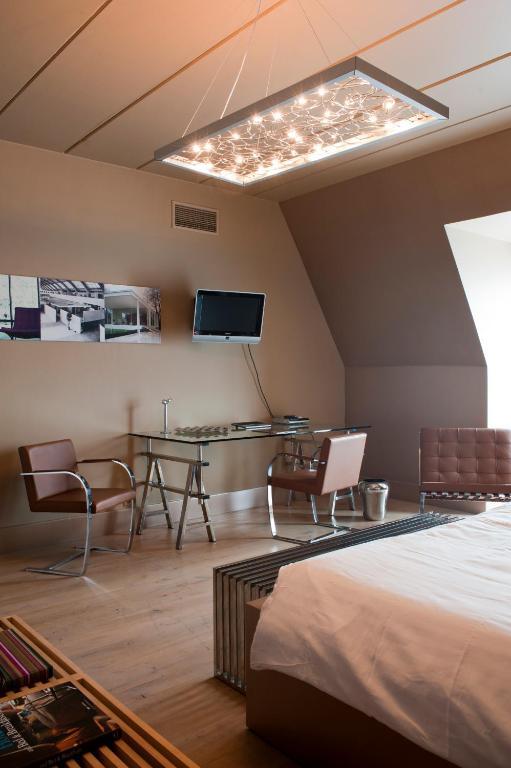 Hotel Recour Poperinge Quarto foto